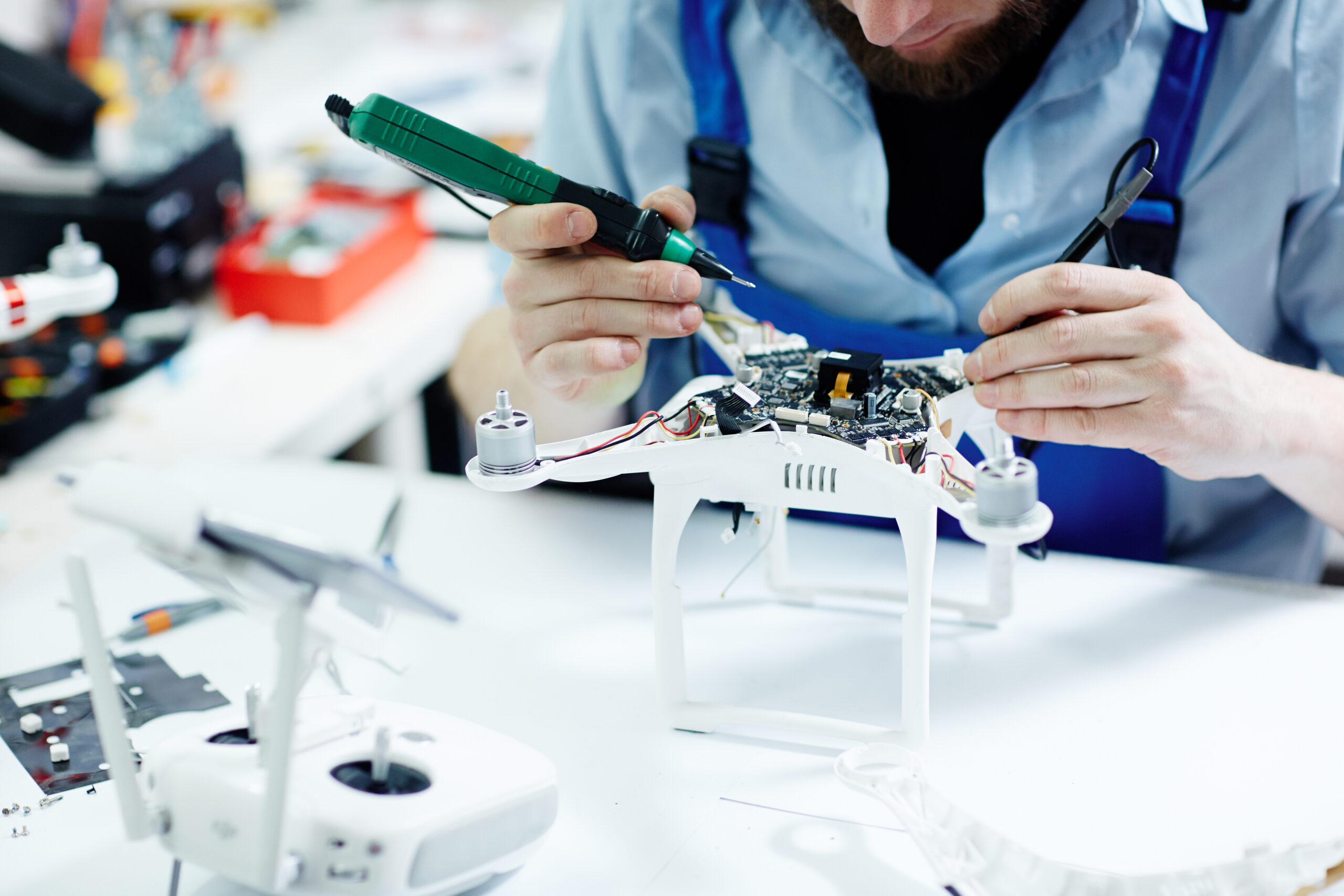 drone building training